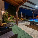 Burgija With Pool *