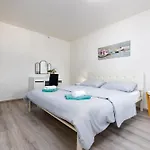 Burgija With Pool Casa vacanze *