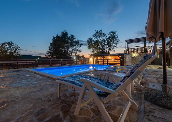 Burgija With Pool * Benkovac