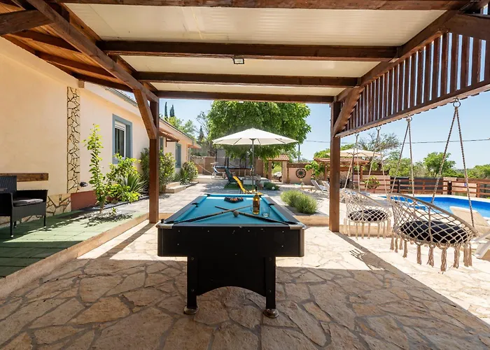 Burgija With Pool Holiday home *