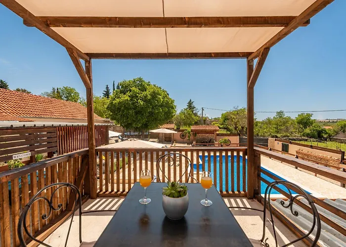 Burgija With Pool *